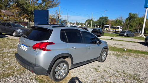 Peugeot 2008 1.6 Allure am20
