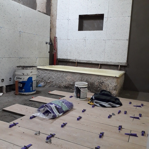 Imagen 1 de 5 de Colocacion De Revestimientos De Ceramicos Sergio (burrito)