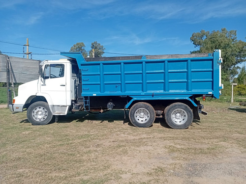 Camión Mercedes Benz 2318 Tatú 6x4 Volcadora De 15 M3