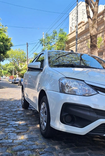 Toyota Etios 1.5 Xs