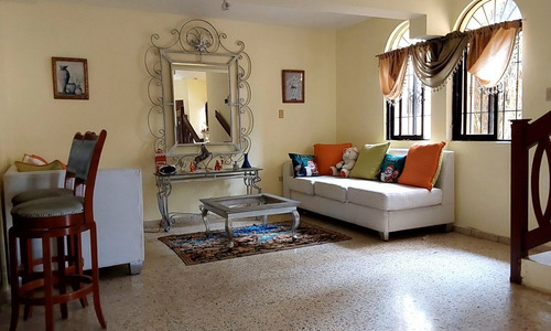 Casa Venta Villa Carmen, Prox. Villa Faro, San Isidro, Los Trinitarios.