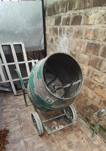 Trompito Hormigonero De 130 Litros Motor Reforzado (Usado)