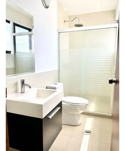 Vendo Ph 300m2 Los Samanes 1042