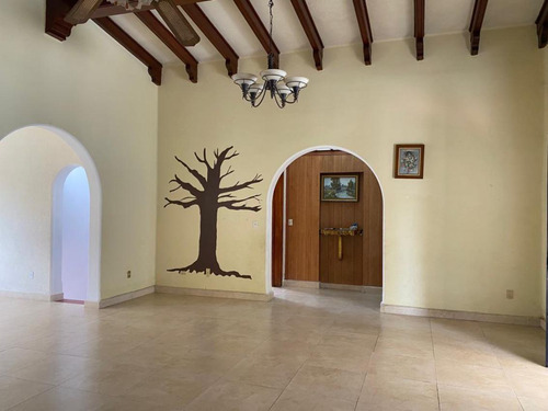 Miraval A Unas Cuadras De Plaza Cuernavaca - Roq-968-cs