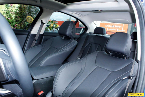 BMW Serie 3 2.0 320i F30 Sportline