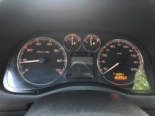 Peugeot 307 2008 1.6 Sedan Xt 110cv