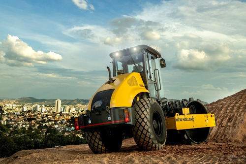 Imagen 2 de 7 de Rodillo Compactador New Holland V110pd