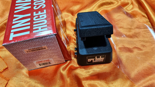 Pedal Wah Dunlop Cbm 535ar Auto Return Mini C/ Detalhes