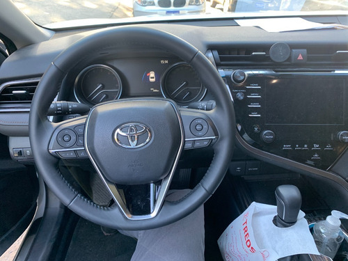 Toyota Camry 3.5 V6 At.