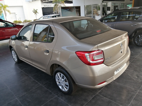 Imagen 4 de 11 de Renault Logan Life 2022