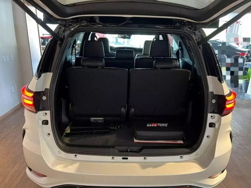 Toyota SW4 2.8 Tdi Gr-s 4x4 7as 6at