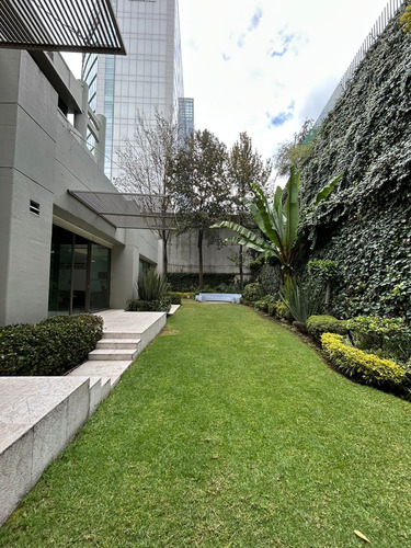 Espacio Adaptable Para Una Amplia Variedad De Usos En Santa Fe/torre 400