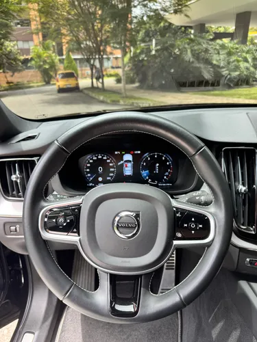 Volvo XC60 2.0 T5 Awd R-design