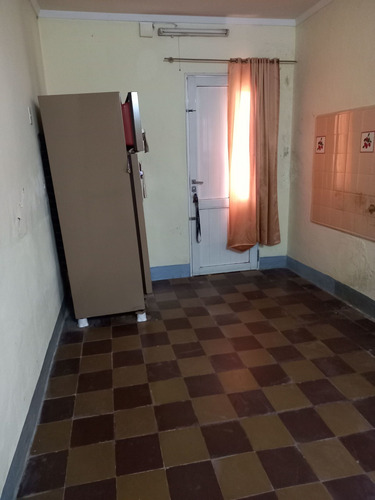 Imagen 5 de 15 de Casa A La Vta A Refaccionar Con Cochera