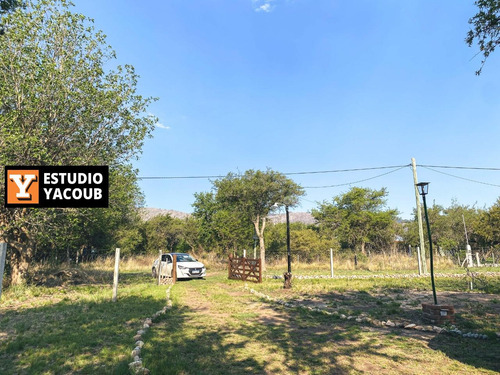 Casa En Venta - 2 Dormitorios 2 Baños - 1.000mts2 - Cortaderas, Balcarce
