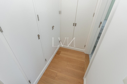 Venta-alquiler Departamento 5 Ambientes En Alvear Tower, Puerto Madero