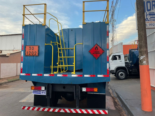 Mb 1718 4x2 2011 Comboio Impacto 4mil Litros