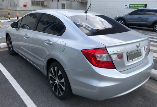 Imagem 3 de 8 de Honda Civic 2013 1.8 Lxl Flex Aut. 4p