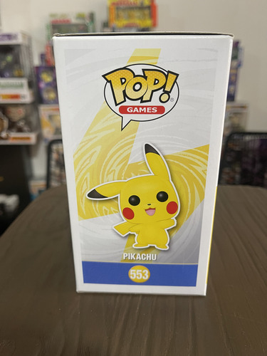 Muñeca Funko Pop Pokémon Pikachu 553 (Usado)