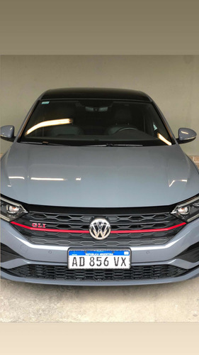 Imagen 10 de 12 de Volkswagen Vento 2019 2.0 Tsi Gli 211cv App Connect + Nav