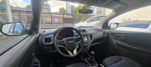 Imagen 16 de 19 de Nueva Chevrolet Spin Lt 2023 5 Asientos Color Financia Smar5