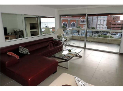 Imagen 7 de 30 de Al Mar Con Parrillero,todos Los Servicios, Garage - Punta Del Este Mansa
