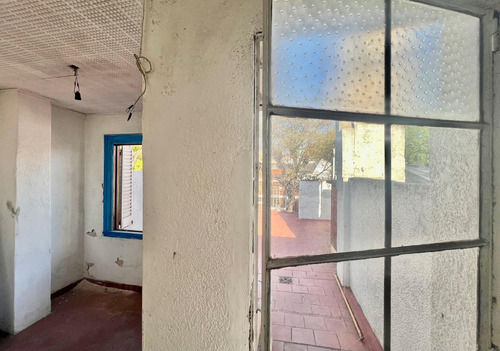 Imagen 26 de 30 de Casa En Venta A Reciclar En Villa Del Parque. A Precio De Departamento. Oportunidad Unica.