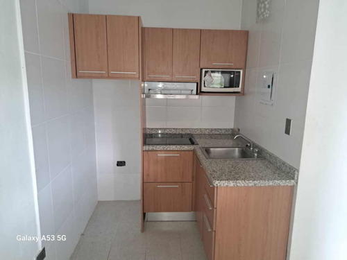 En Venta Estupenda Posada O Aparthotel Con Proyecto De Complejo Turistico Ubicado En Playa El Agua Isla De Margarita. Cf