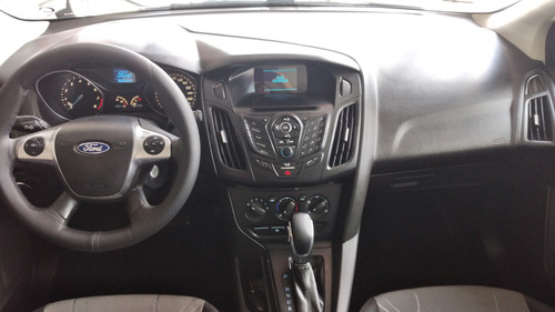 Ford Focus 1.6 S 16V FLEX 4P POWERSHIFT