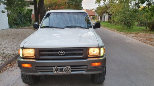 Toyota Hilux 1999 2.8 D/cab 4x4 D Dlx