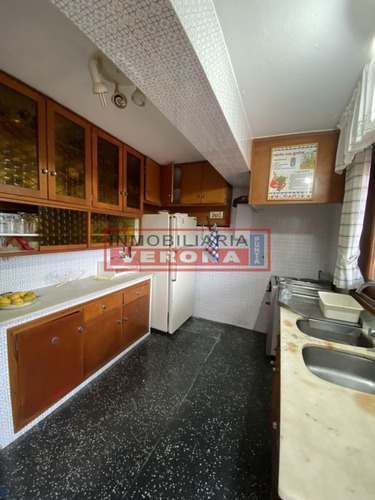 Imagen 6 de 28 de Amplia Casa En Pda. 25 A La Venta