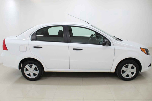 Imagen 6 de 15 de Chevrolet Aveo 2017 4 Cilindros