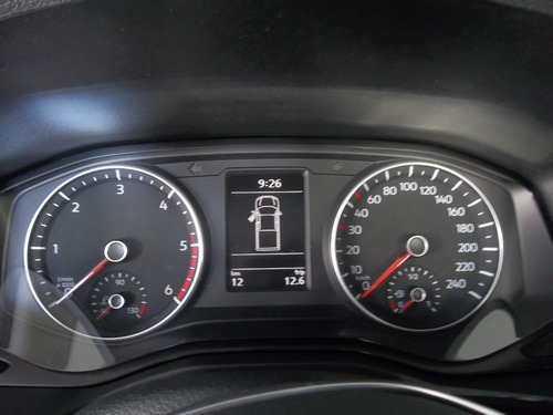 Imagen 21 de 25 de Volkswagen Amarok Dc 2.0 Tdi 180 Cv 4x2 Aut