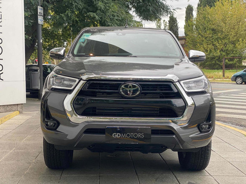 Imagen 9 de 25 de Toyota Hilux 2.8 Cd Srx 177cv 4x4 At 2021 500km