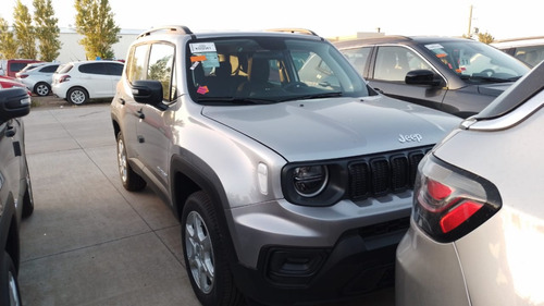 Imagen 2 de 21 de Jeep Renegade Sport At6 My23 Rm