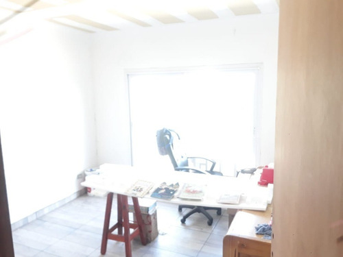 Imagen 8 de 14 de Galpon Con Vivienda En Venta En Wilde Oeste