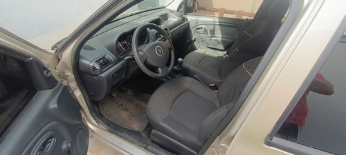 Renault Clio 1.0 16v Expression Hi-power 5p