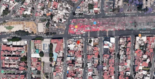 Casa En Venta. Calle Playa Tecolutla, Militar Marte, Iztacalco, Cdmx.