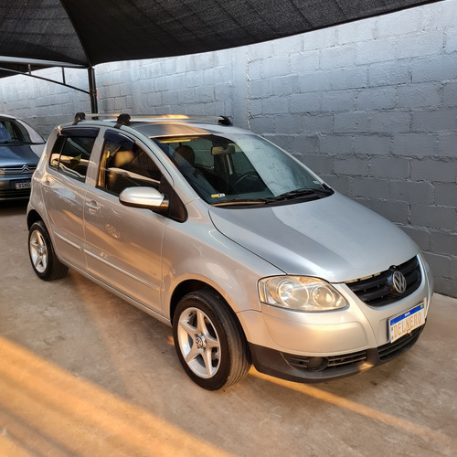 Volkswagen Fox 1.6 Vht Plus Total Flex 5p