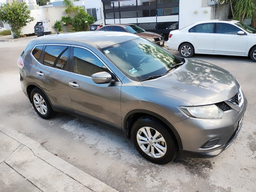 Nissan X-Trail 2.5 Advance 2 Row Mt