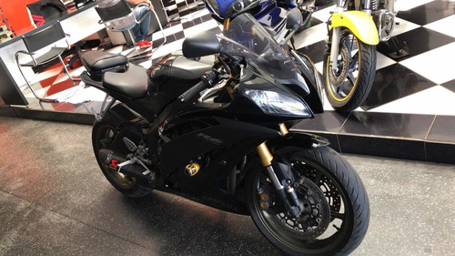 Yamaha R6