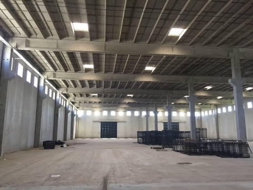 Imagen 8 de 16 de Naves Logísticas/industriales Tipo Astori En San Lorenzo 3200m2 Cubiertos