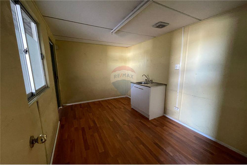Bodega 700 M2 Caletera Varoli - 70 Uf Mas Gtos Com