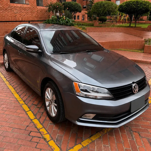 Volkswagen Jetta Comfortline 2.0 Automático  Modelo 2015 