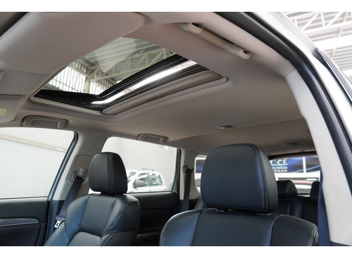 Mitsubishi Outlander 2.2 MIVEC DI-D DIESEL HPE-S AWD AUTOMÁTICO
