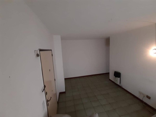 Imagen 3 de 10 de Venta Departamento 3 Amb- San Andres