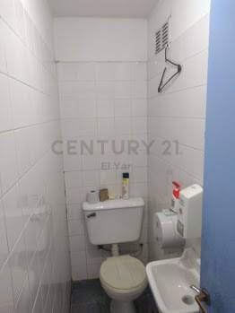 Imagen 16 de 30 de Venta Oficinas Comerciales Y/o Vivienda Carhue 28 Piso 1 Y 2 Liniers Permuta