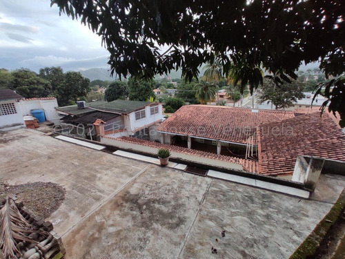 Imponente Casa En El Limon, Sector Las Mayas. Ljsa 23-5715