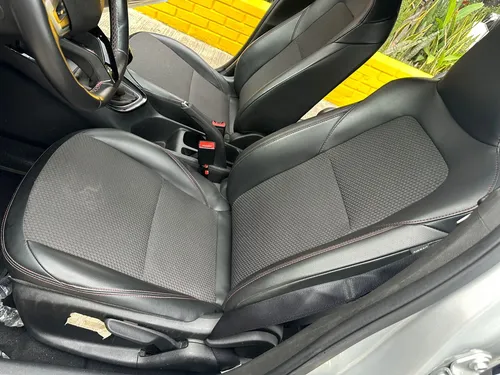 Chevrolet Onix 1.0T Rs Mt