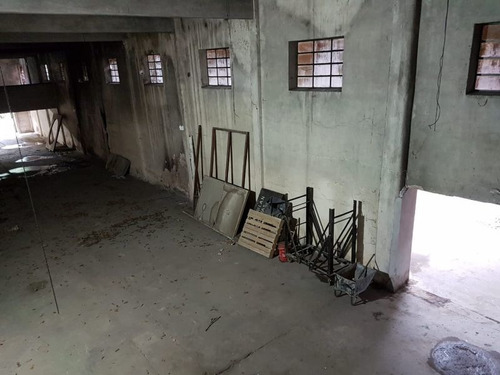 Imagen 5 de 17 de Venta De Local, San Miguel Frente A Hospital Larcade